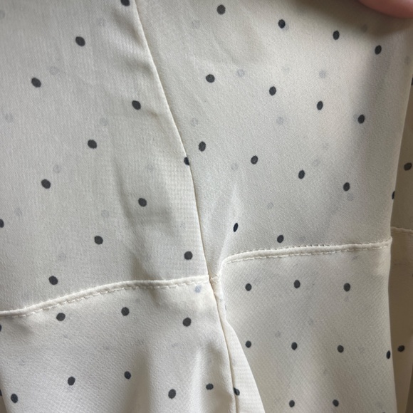 American Apparel chiffon oversized button down long sleeve blouse cream polkadot - Picture 6 of 6